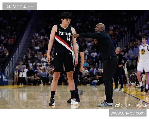 库里赞杨瀚森潜力巨大称其是中国篮球的未来代表