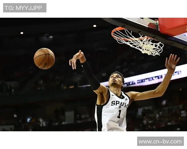 白曼巴看好文班亚马健康表现马刺有望冲击西部决赛 白曼巴看好文班亚马健康表现马刺有望冲击西部决赛