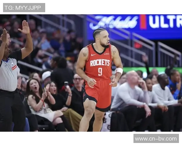 狄龙高效表现助力球队获胜三分球命中率惊人贡献10分